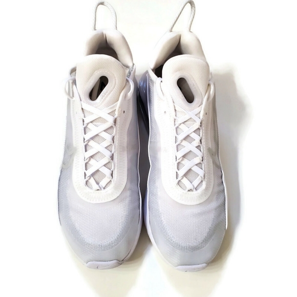 Nike Air Max 2090 Men's Sneaker Size 7/ Women's 9 Athletic - Picture 2 of 10